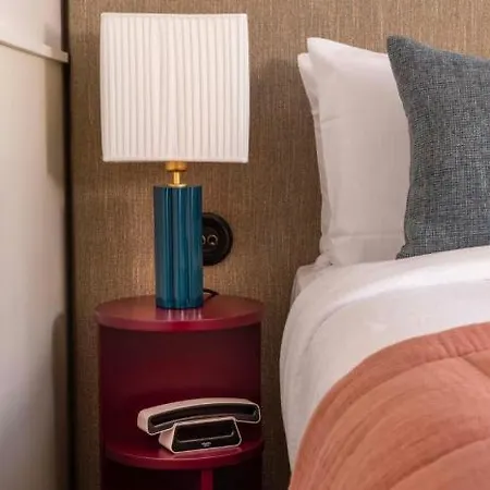 Dadou Hotel
